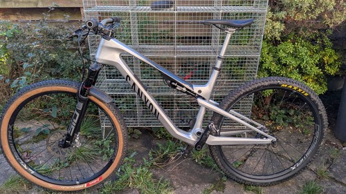 Canyon lux trail 2025 sid - cf,